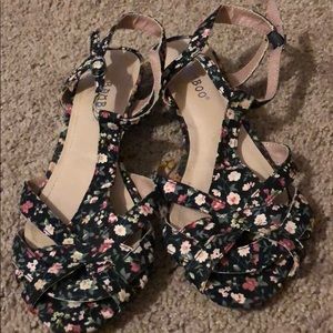 Sandals with slight heels, worn twice